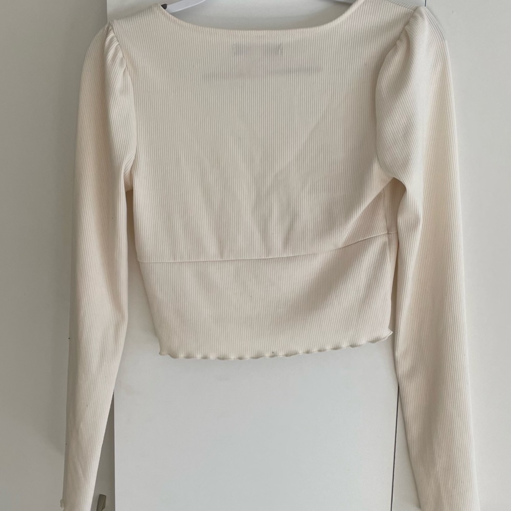 Uo Ruby Button-Up Cropped Top - Like New - image 8